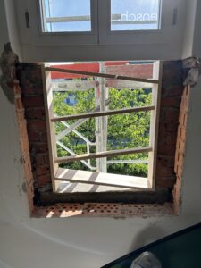 Fenster Anschlag bei der Renovation von ET Construction