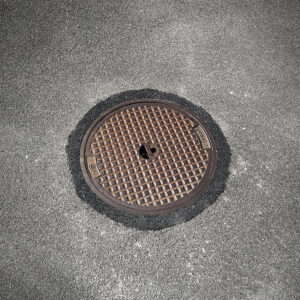 Schacht reparieren die Arbeiter von ET Construction